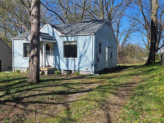 2nd image of 1326 Hardesty Blvd