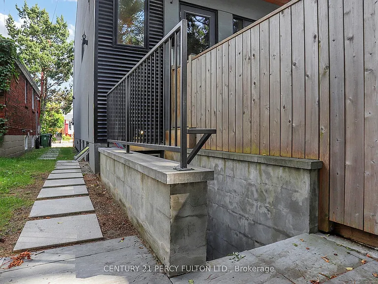84 Wiley Ave #LOWER LEVEL BSMT — Photo 15