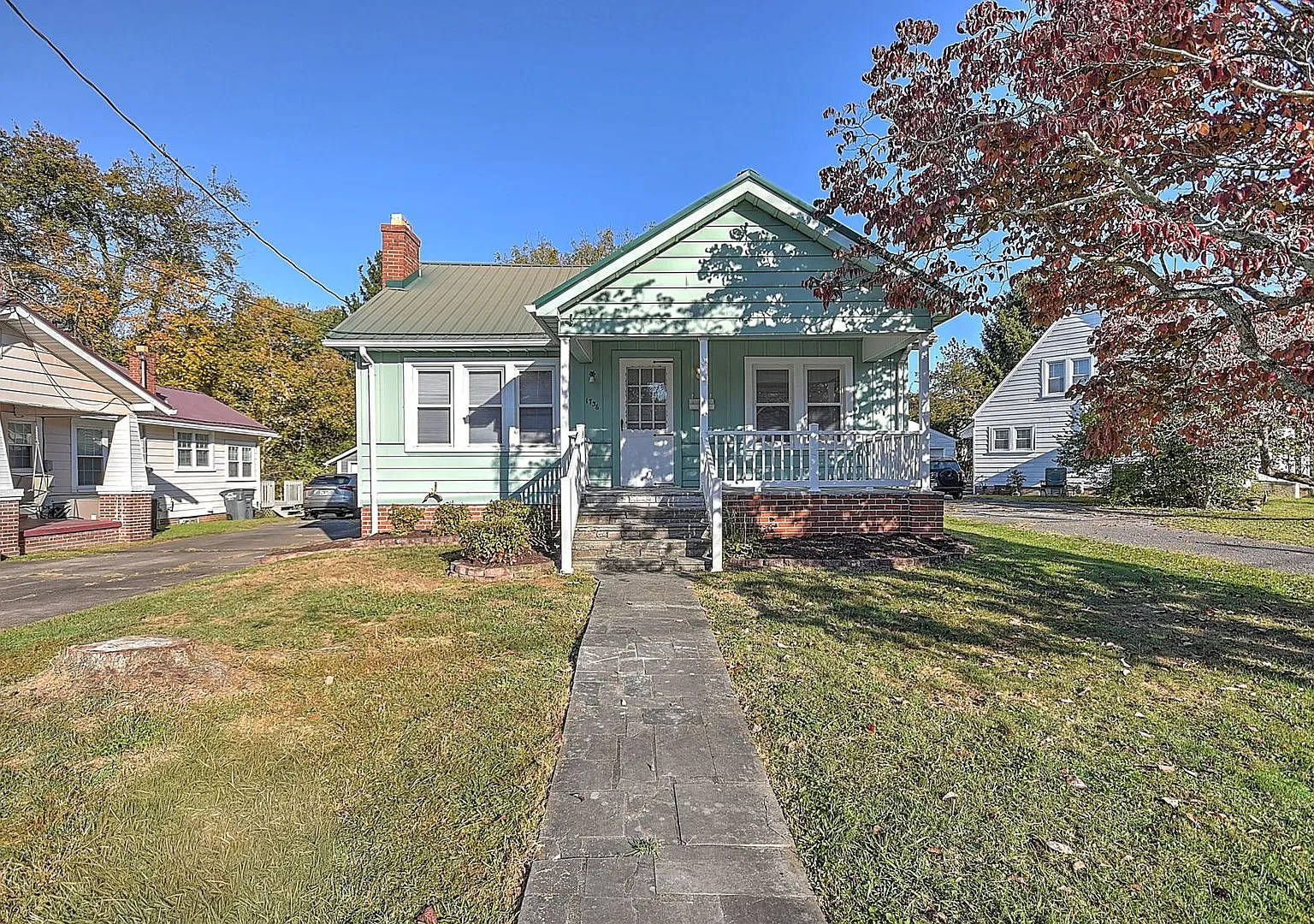 Single family Home — Photo 1