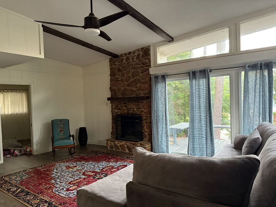 New fans - spacious room - beautiful floor to ceiling windows