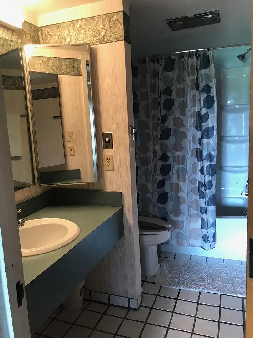 1 Bedroom, 1 Bathroom condo in Grenelefe — Photo 2