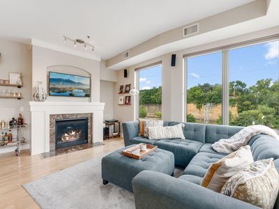 240 Spring St #302, Saint Paul, MN, 55101