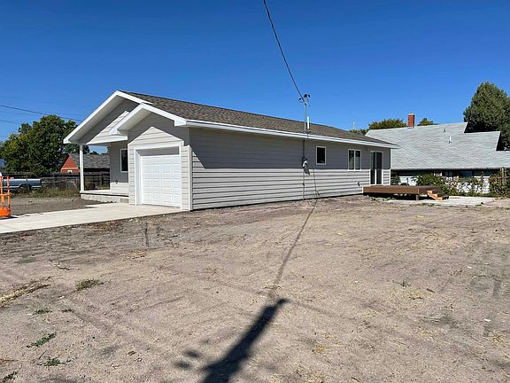 2nd image of 1016 N Jessie Avenue