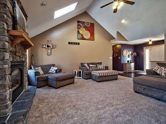 5th image of 23321 Ironwood Dr