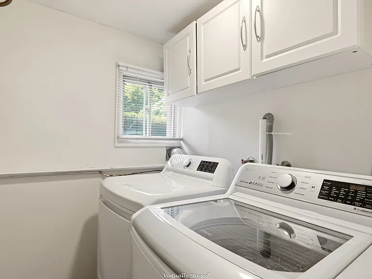 7 Laurie Pl — Photo 20