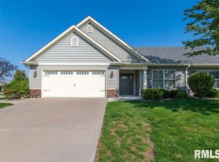 5659 Cavan Xing, Bettendorf, IA 52722
