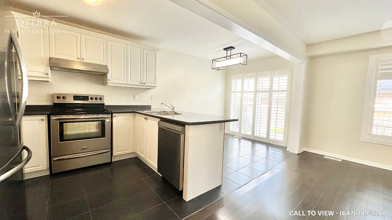 3 bed, 2.5 bath, 1800 sqft, $2,595 — Photo 3