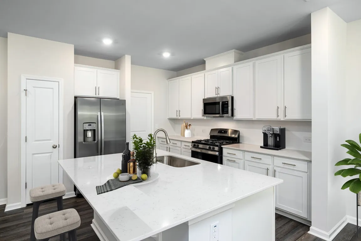 ABODE Reams Pointe