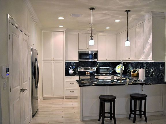 Custom Chef's Kitchen
