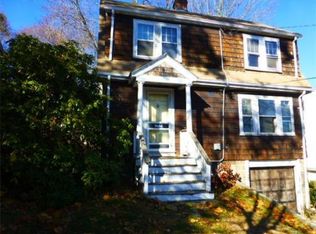 91 Menotomy Rd, Arlington, MA 02476