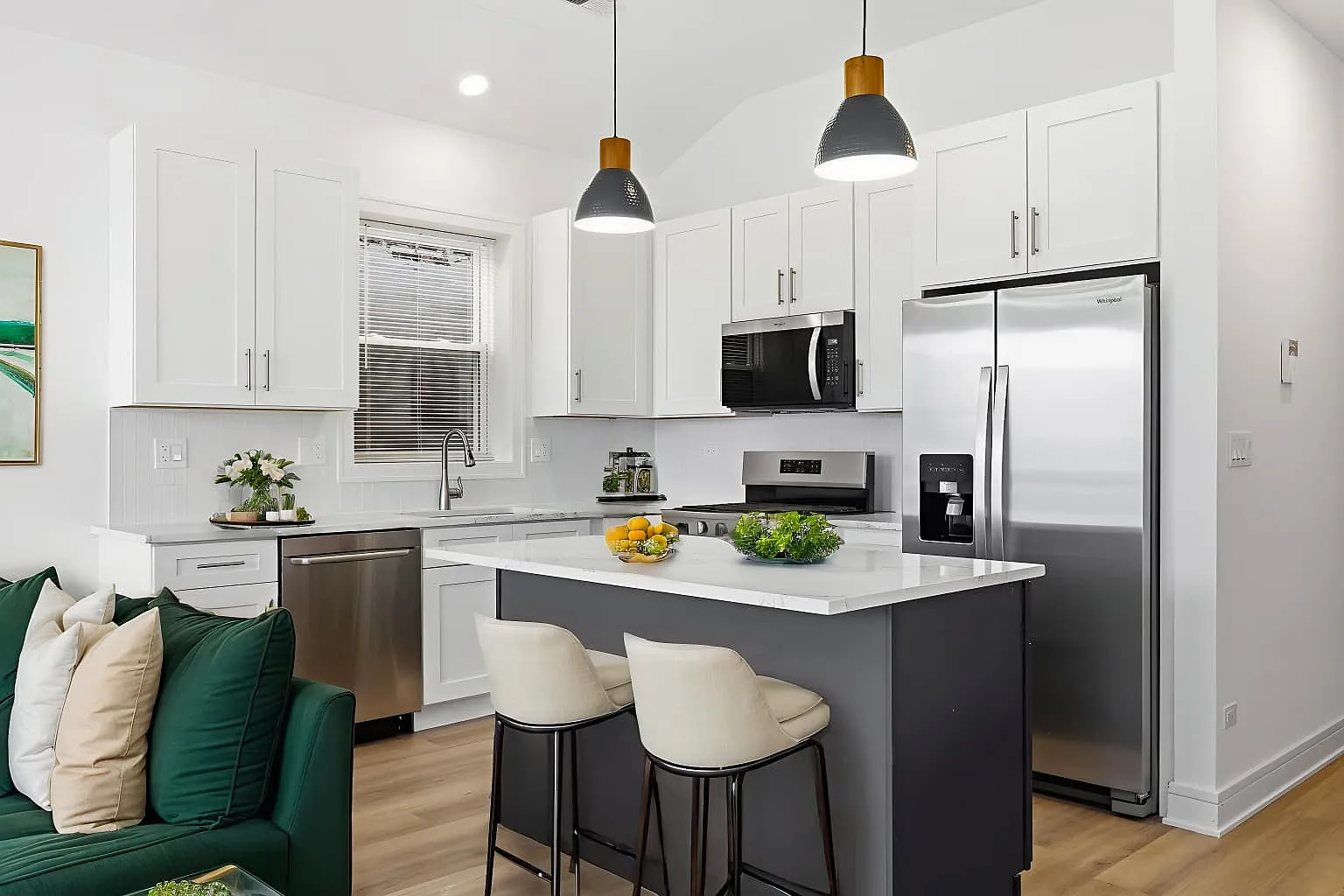 1 bed, 1800 sqft, $3,400 — Photo 4