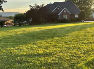 330 Treaty Line Dr, Russellville, AR 72802