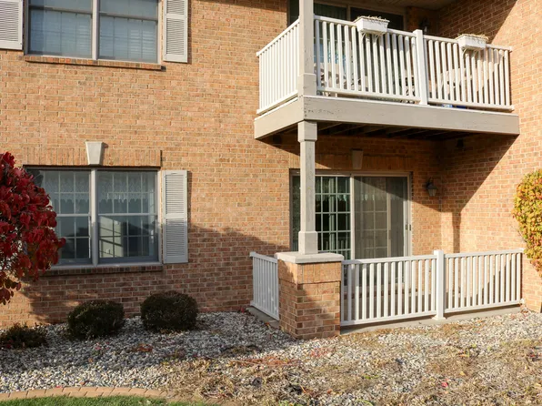 9735 Wildwood Ct Unit 1-C, Highland, IN 46322