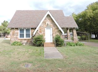 128 W 8th St, Waldron, AR 72958