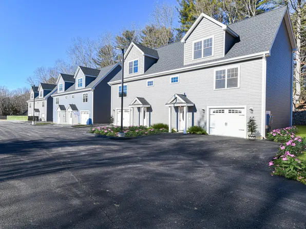 2 Delphi Way, Londonderry, NH 03053