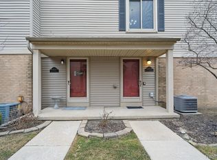 44553 S Carolina Dr, Clinton Township, MI 48038
