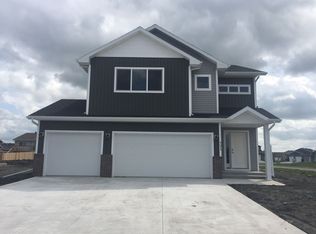 6096 Autumn Dr S, Fargo, ND 58104