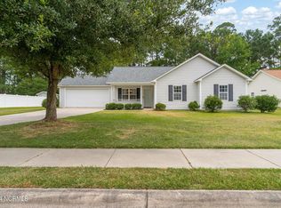 202 Derby Park Ave, New Bern, NC 28562