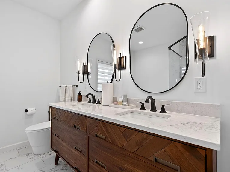 6582 Rosewood Ln — Photo 18