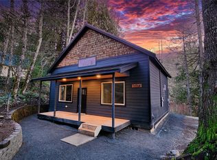 104 Nisqually Pl, Ashford, WA 98304