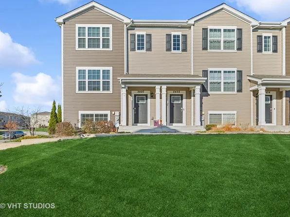 2420 Alison Ave, Pingree Grove, IL 60140