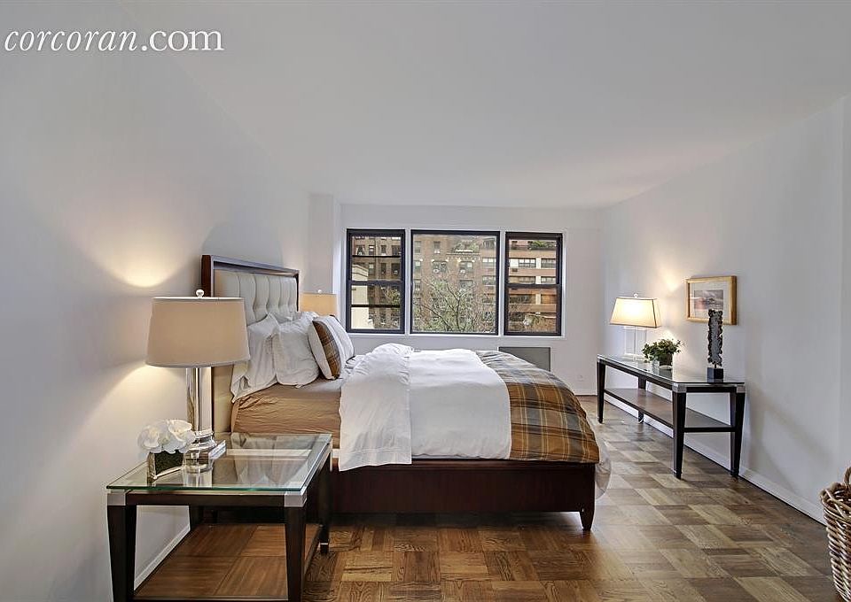 2nd image of 345 E 52nd St APT 8K