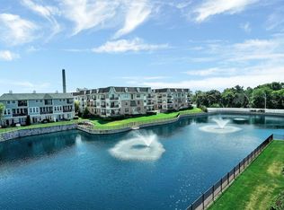 1355 Roosevelt Way, Westbury, NY 11590
