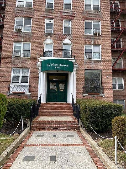 1st image of 14325 84th Dr APT 2K