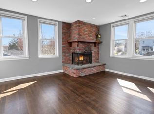 352 Marlborough Ter #1, Fairfield, CT 06825