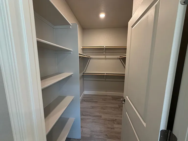 7285 Overture Dr — Photo 24
