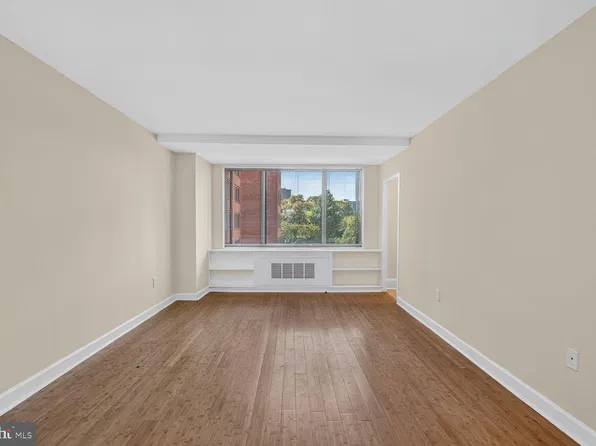 1121 Arlington Blvd, Arlington, VA