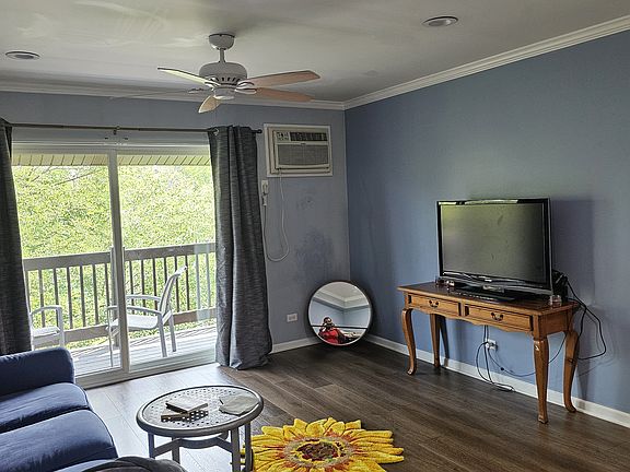 2nd image of 7723 Woodward Ave #1S
