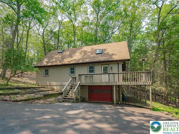 115 Lookout Ct, East Stroudsburg, PA 18302
