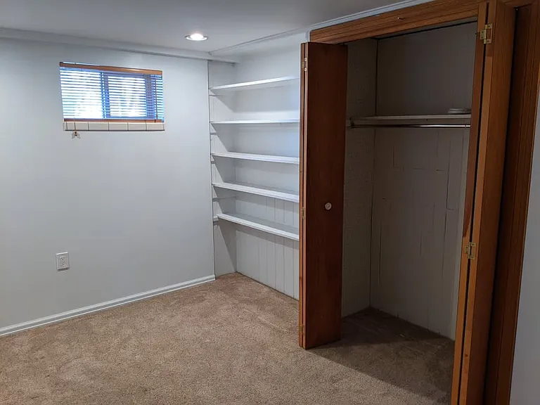 525 N Clayton St #B — Photo 13