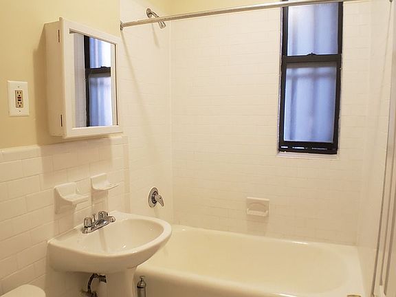 5th image of 267 Edgecombe Ave APT 2H