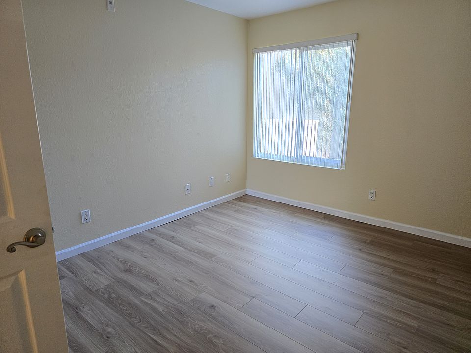 New floors in both bedrooms