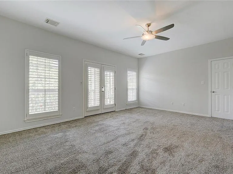 2614 Kinney Oaks Ct — Photo 20