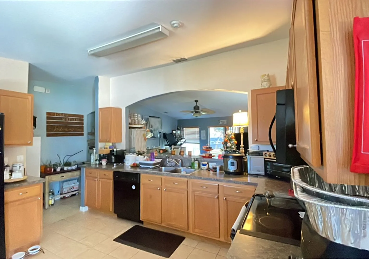 3BR/2BA Rental with Tile & Fenced Yard in NW Palm Bay — Photo 2