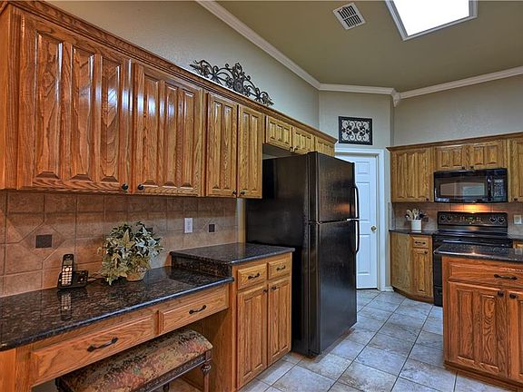 5th image of 6102 Red Fern Dr