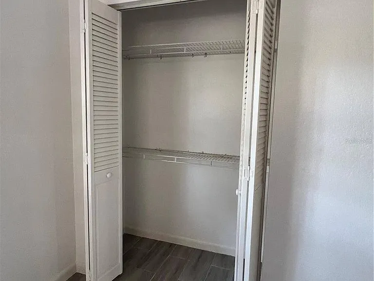 50 Palm Dr — Photo 10