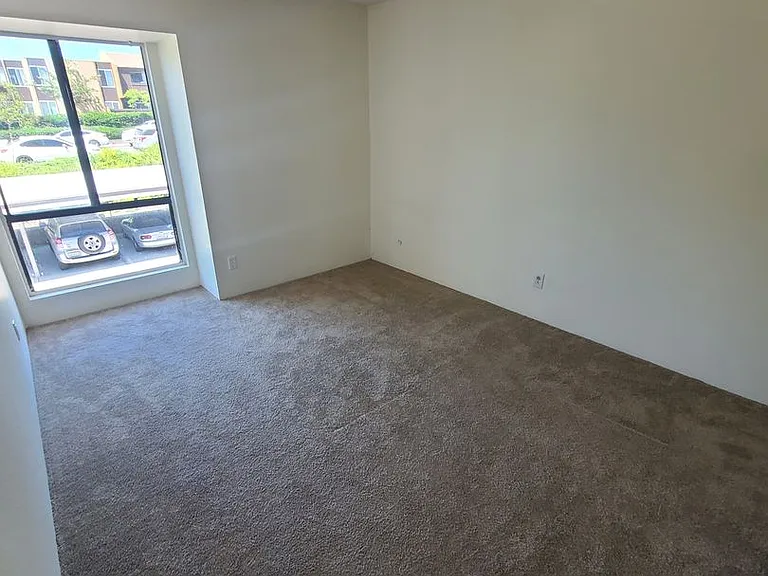 9169 Village Glen Dr #258 — Photo 18