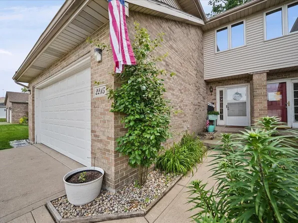 2215 Texas St, Chesterton, IN 46304