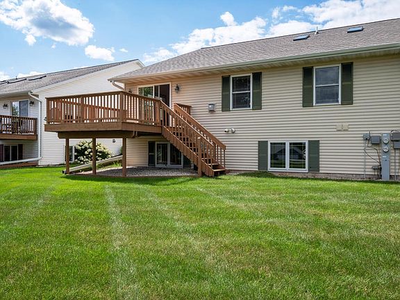 4th image of 820 Chief Kewaskum PLACE