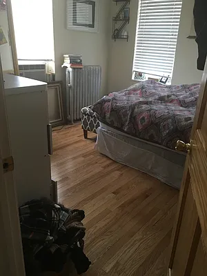 Rented by Metropolis International Realty Inc. | media 37