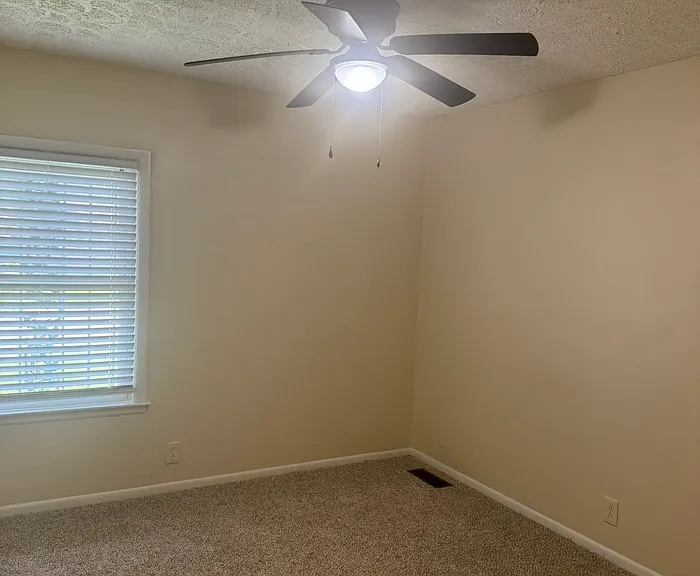 3004 Lytle Dr — Photo 12