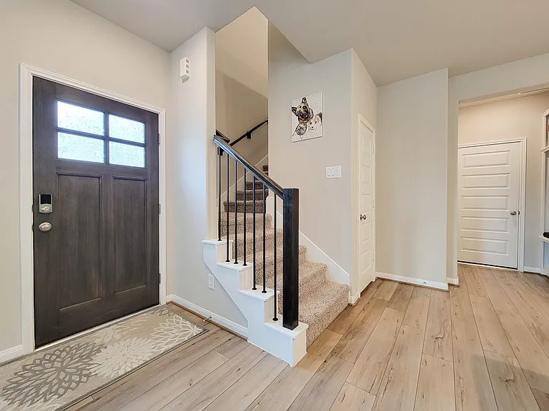 1510 Lakeline Oak Dr — Photo 5
