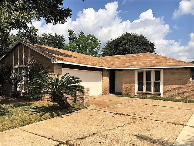 1st image of 7931 Waxleaf Dr