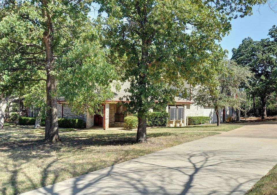 1st image of 1746 Shumaker Ln