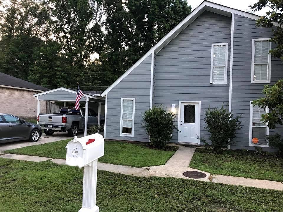 1st image of 44051 Lake Village Dr