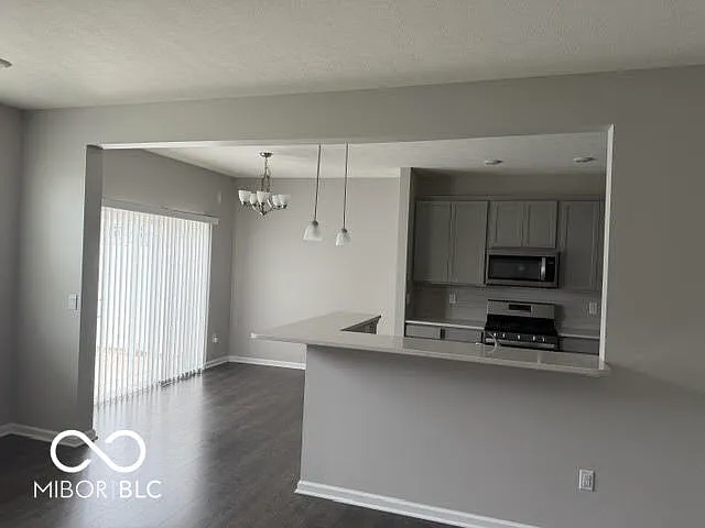 6389 Wasco Dr — Photo 11